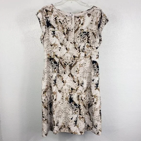 Worthington Women's Size 12 Gold Snake Skin Lined Knee Length Short Sleeve  Dress
